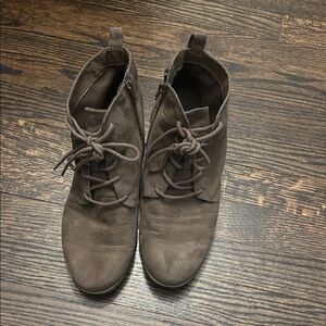 Elegant Women's Lace-Up Ankle Booties